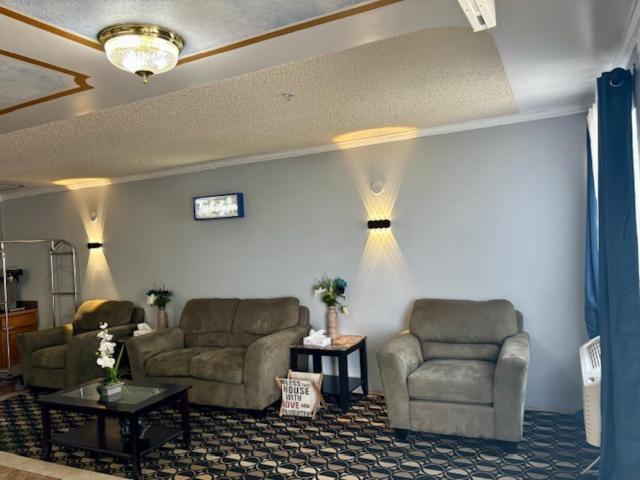 Fairbridge Inn & Suites Sunnyside Dış mekan fotoğraf